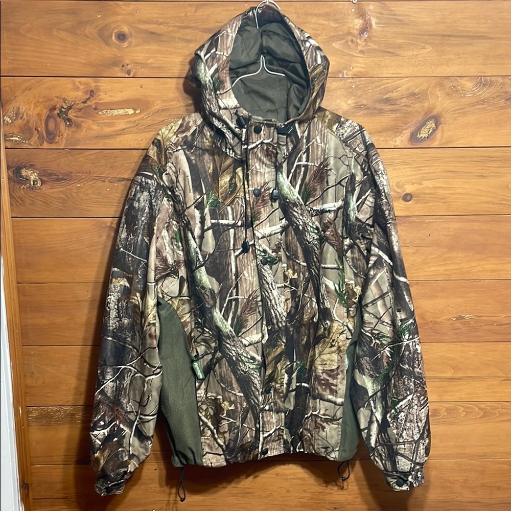 Camouflage scent control jacket